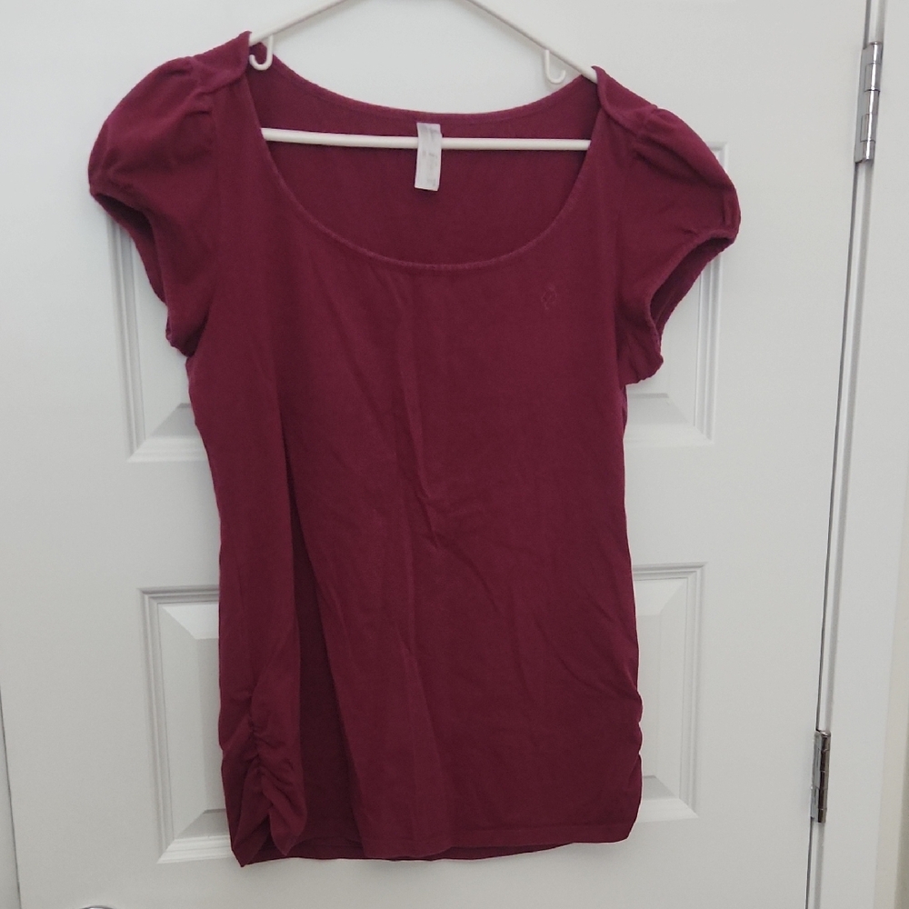 Women's CUTE Maternity Top!